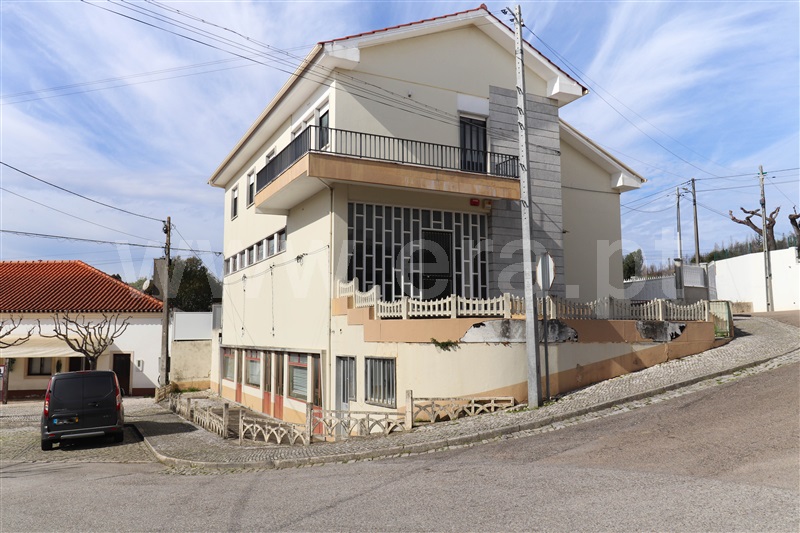 Moradia T3 Ourém, Gondemaria e Olival - 1324318 - 1