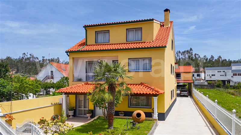 Moradia T5 / Ourém, Rio de Couros e Casal dos Bernardos