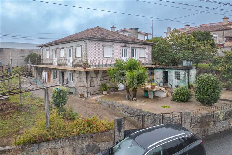 Moradia T5 / Paços de Ferreira, Carvalhosa