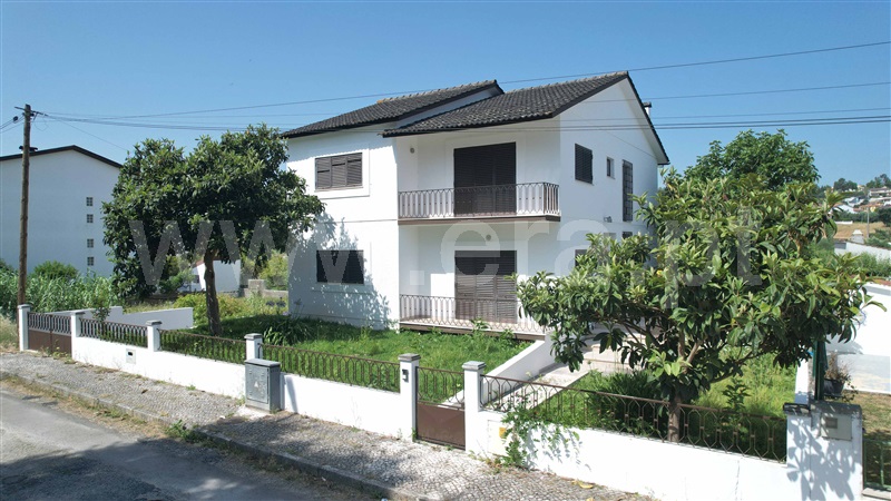 Moradia T5 / Pombal, POMBAL