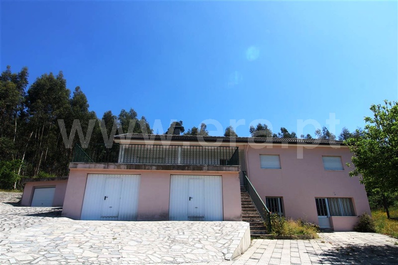 Moradia T5 / Póvoa de Lanhoso, Taíde