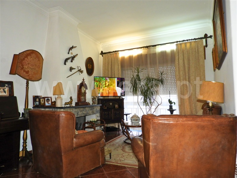 Moradia T5 à venda em GNR, Santarém — foto 7