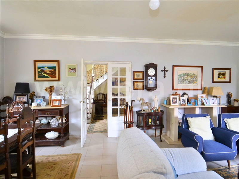 Moradia T5 / Santarém, Santarém (Marvila), Santa Iria da Ribeira de Santarém, Santarém (São Salvador) e Santarém (São Nicolau)