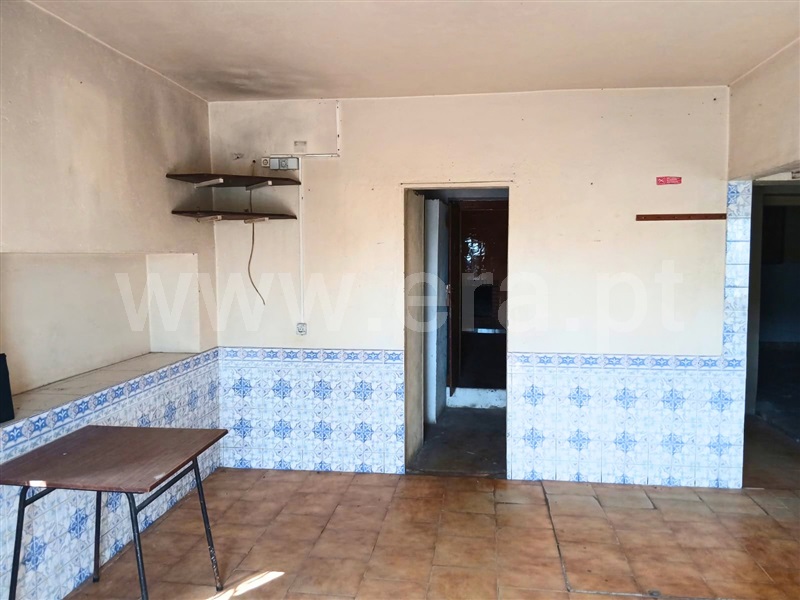 Moradia T5 à venda em Santos, Santarém — foto 2