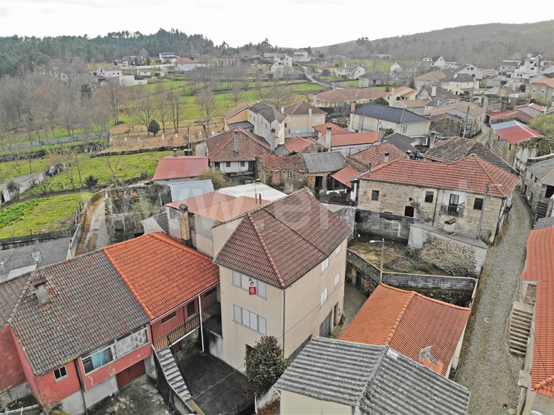 Moradia T5 / Sátão, Ferreira de Aves