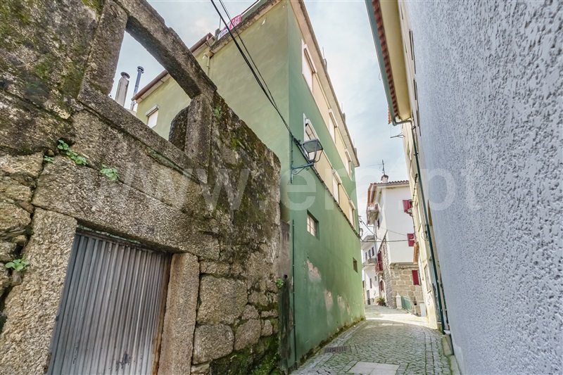Moradia T5 à venda em São Romão, Seia — foto 2