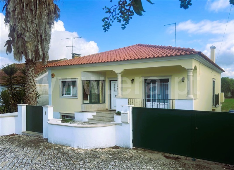 Moradia T5 / Tomar, Asseiceira