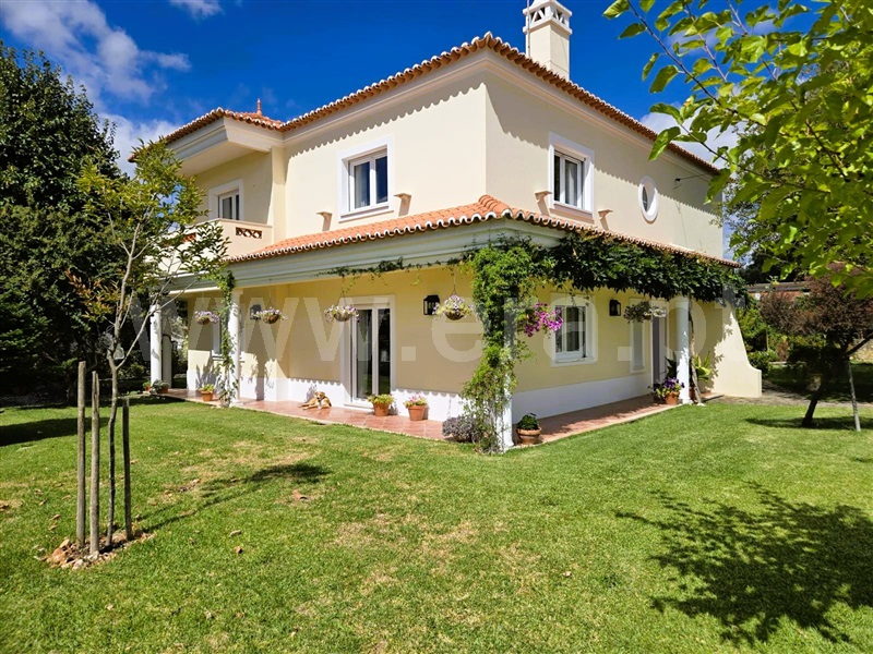 Moradia T5 / Tomar, Casais e Alviobeira