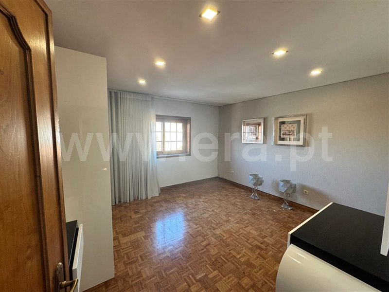 Moradia T5 à venda em Ermesinde, Valongo — foto 12