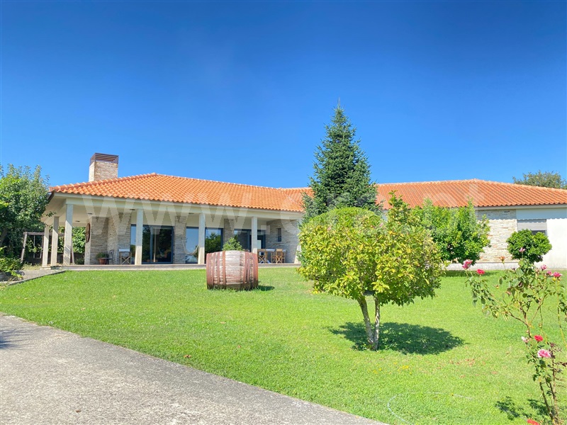 Moradia T5 / Valpaços, Vilarandelo