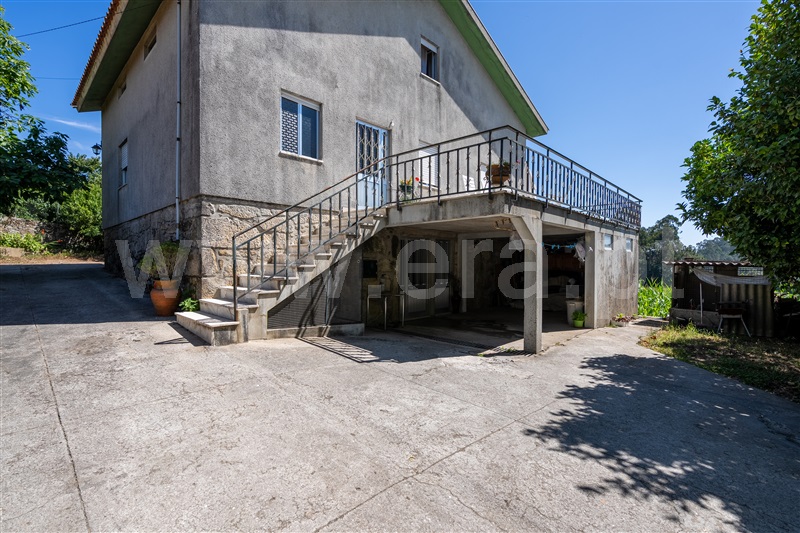 Moradia T5 / Vila Nova de Famalicão, Gondifelos, Cavalões e Outiz