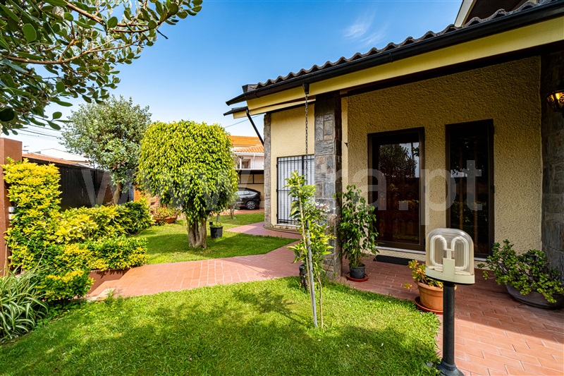 Moradia T5 / Vila Nova de Gaia, Madalena