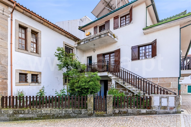 Moradia T5 / Vouzela, Vouzela e Paços de Vilharigues