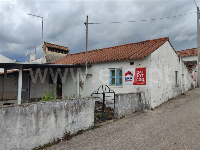 Moradia T6 / Abrantes, Vale das Mós