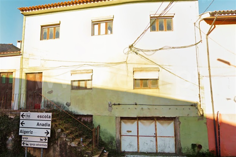 Moradia T6 / Anadia, Vila Nova de Monsarros