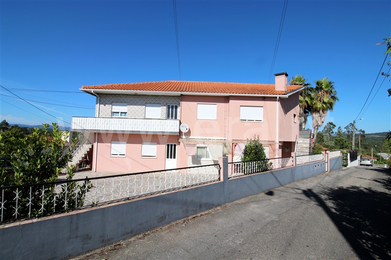 Moradia T6 / Barcelos, Areias