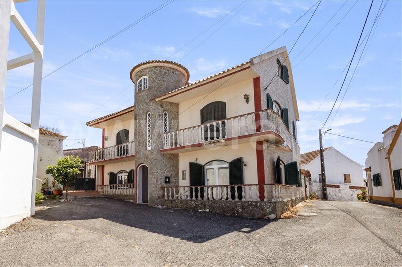 Moradia T6 / Bombarral, Carvalhal