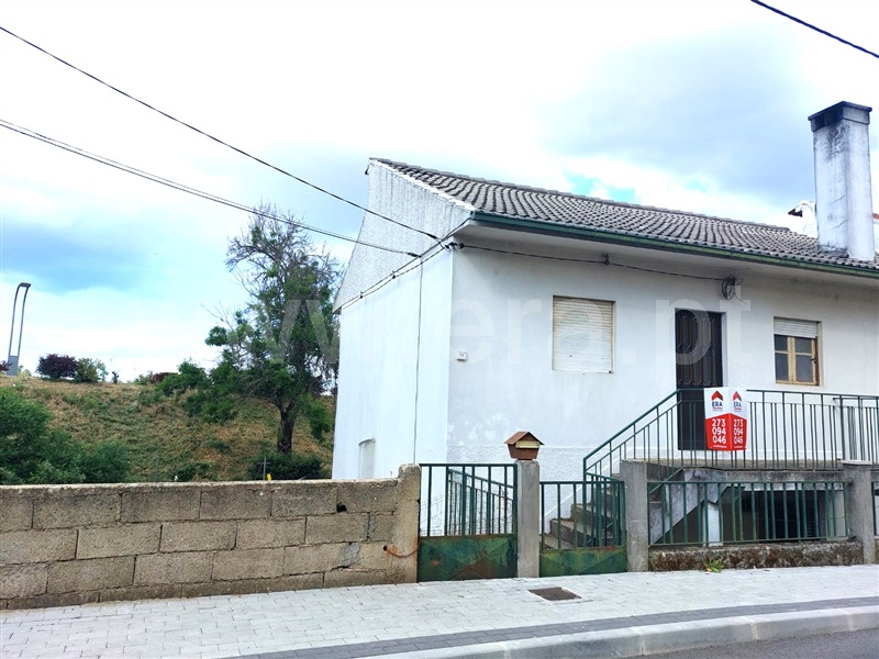 Moradia T6 / Bragança, Mãe d´Água