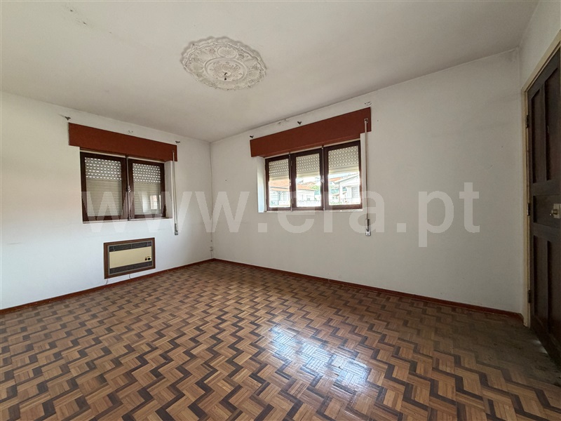 Moradia T6+ à venda em Santa Cruz/Trindade e Sanjurge, Chaves — foto 19