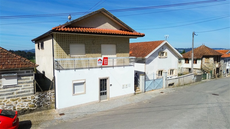 Moradia T6 / Felgueiras, Macieira da Lixa e Caramos
