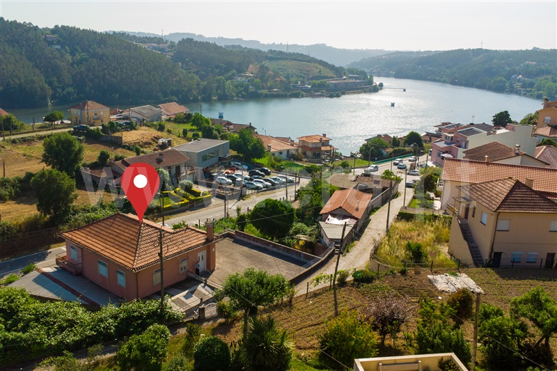 Moradia T6 / Gondomar, Melres e Medas
