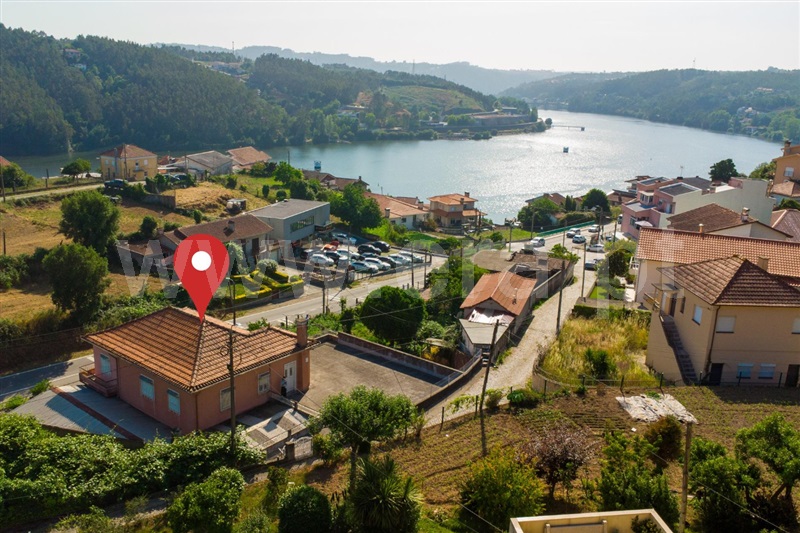 Moradia T6 / Gondomar, Melres e Medas