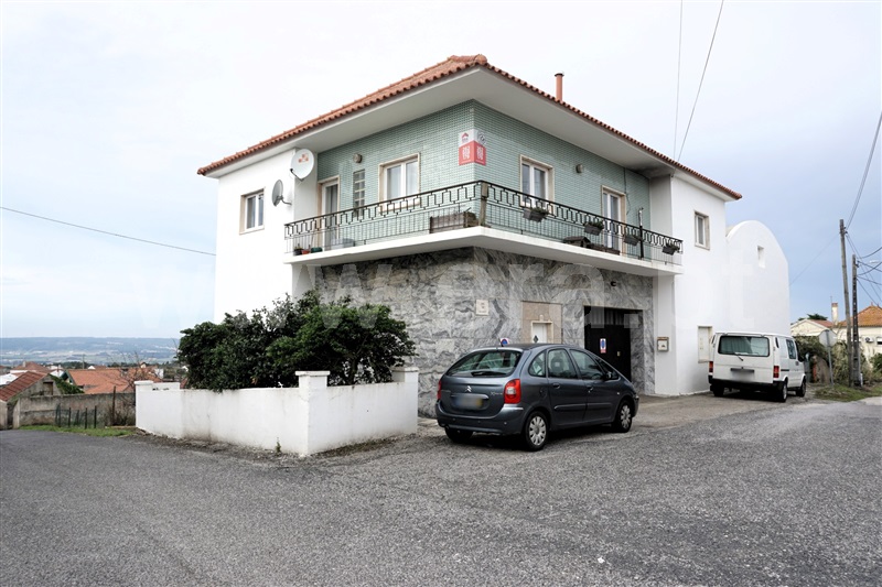 Moradia T6 / Óbidos, Usseira