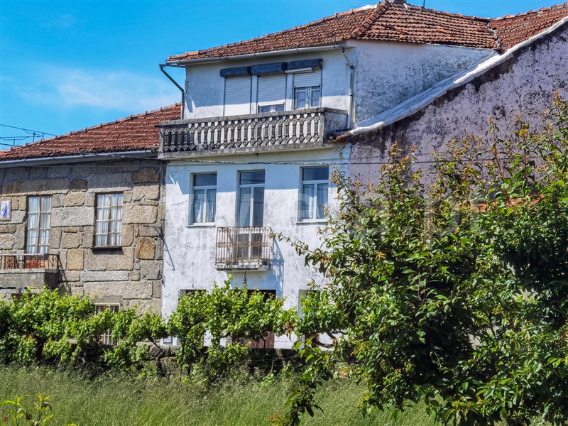 Moradia T6 / Oliveira do Hospital, Lagos da Beira