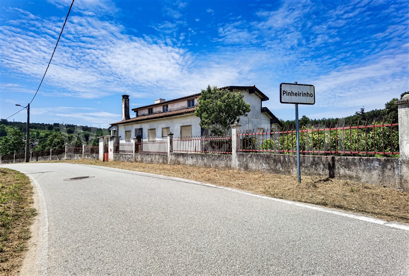 Moradia T6 / Oliveira do Hospital, Lourosa