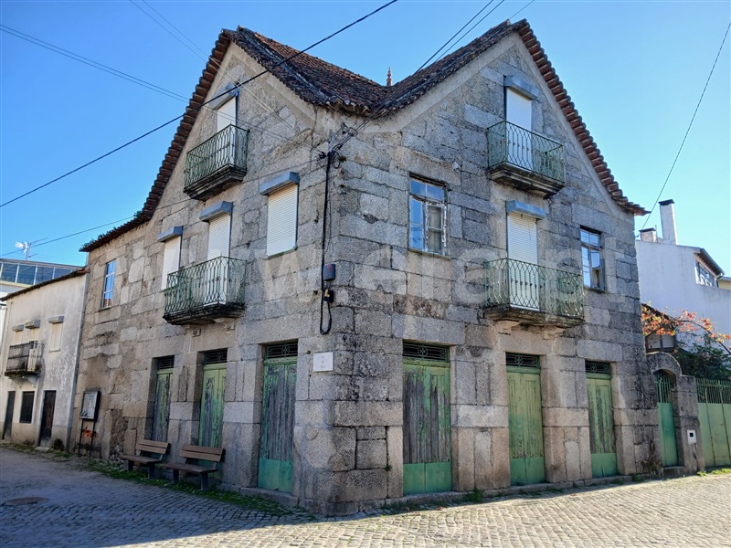 Moradia T6 / Oliveira do Hospital, Vila Franca da Beira