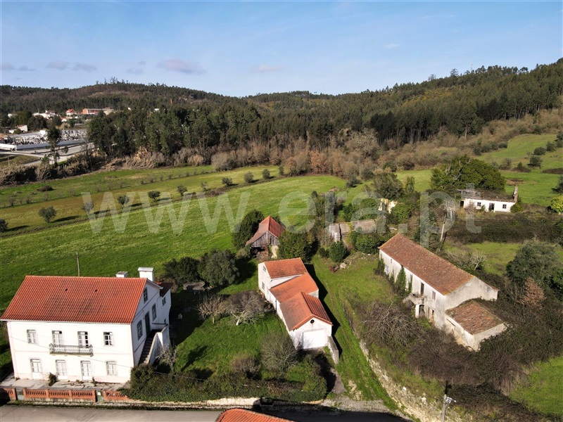 Moradia T6 / Ourém, Gondemaria e Olival
