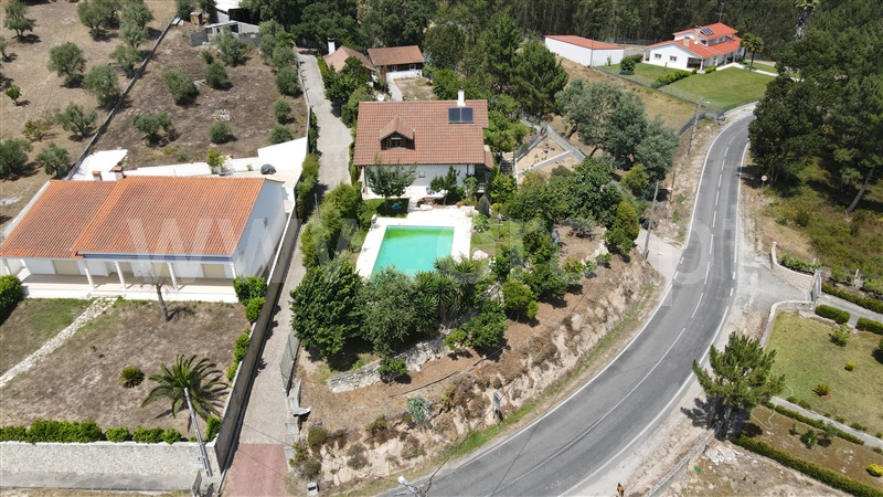 Andar Moradia T6 Ourém, Gondemaria e Olival - 1260004 - 2