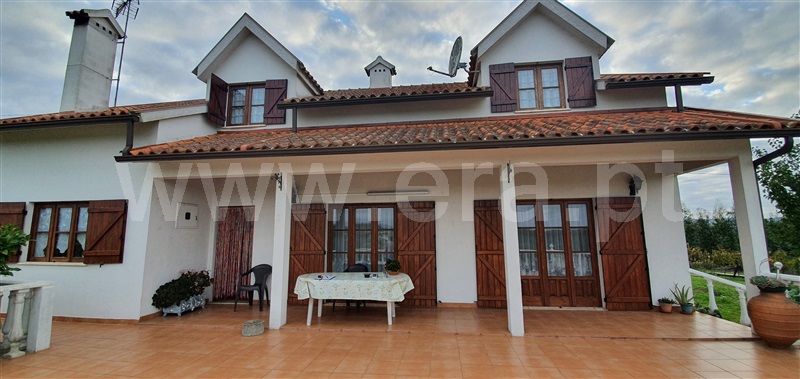 Moradia T6 / Penacova, Oliveira do Mondego e Travanca do Mondego