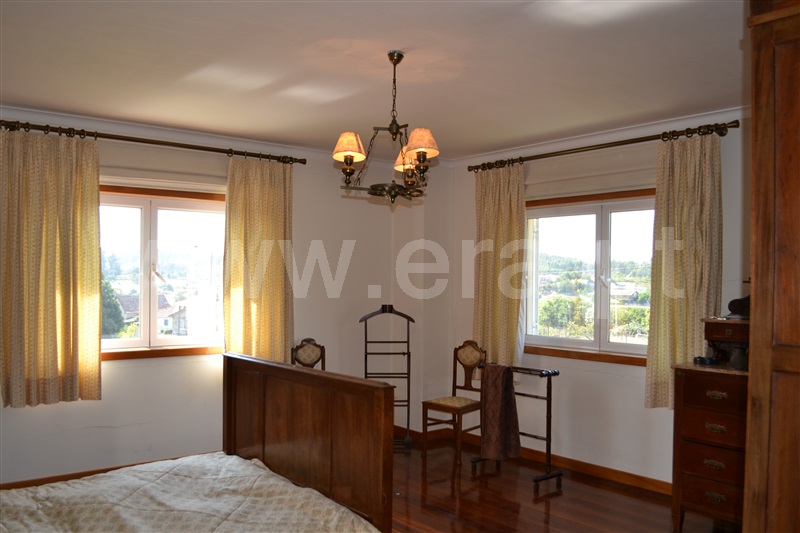 Moradia T6 Penafiel, S.Martinho Recesinhos - 939837 - 3