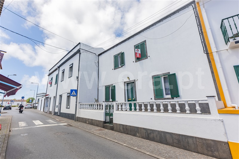 Moradia T6 / Ponta Delgada, Santa Clara