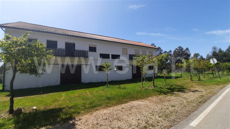 Moradia T6 / Tondela, Barreiro de Besteiros e Tourigo