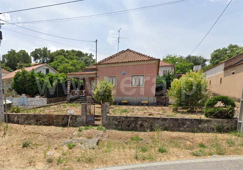 Moradia T4 / Torres Novas, Assentiz
