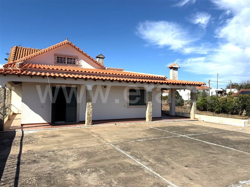 Moradia T6+ à venda em Dagorda, €600.000