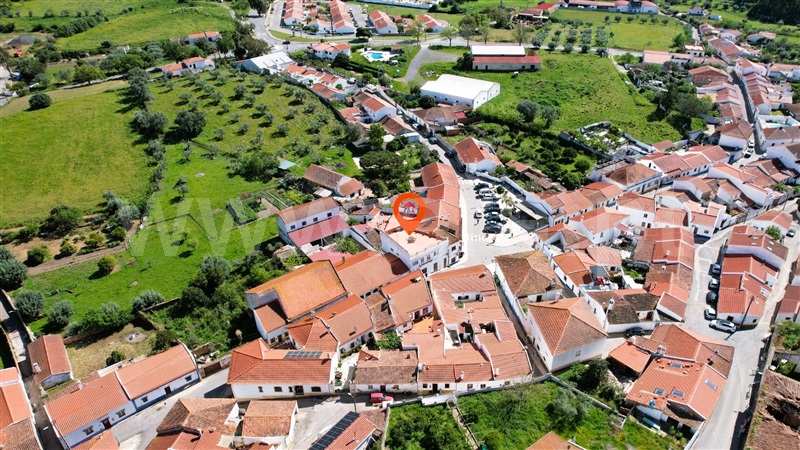 Moradia T8 / Odemira, Colos