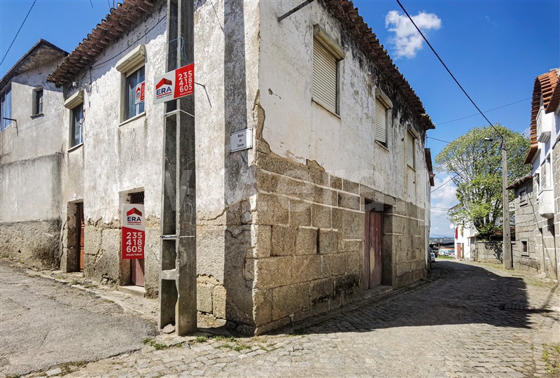 Moradia / Tábua, Espadanal