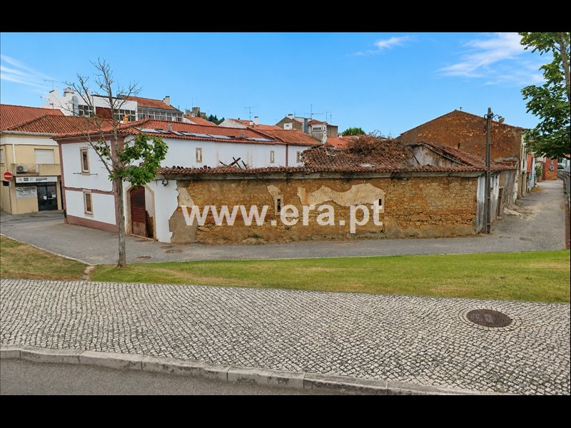 Moradia à venda em Tomar (São João Baptista) e Santa Maria dos Olivais, Tomar — foto 2