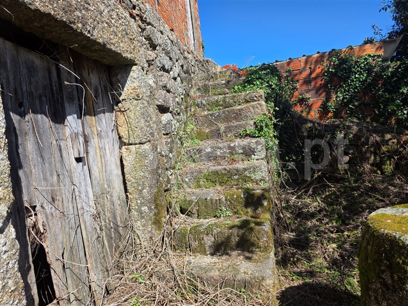 Moradia à venda em Santiago de Besteiros, Tondela — foto 2