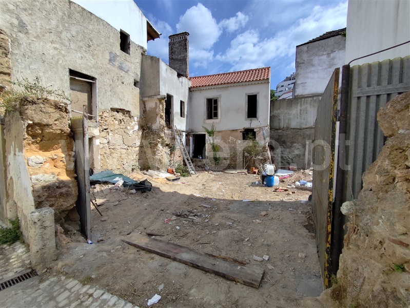 Moradia / Torres Novas, Torres Novas (Santa Maria, Salvador e Santiago)