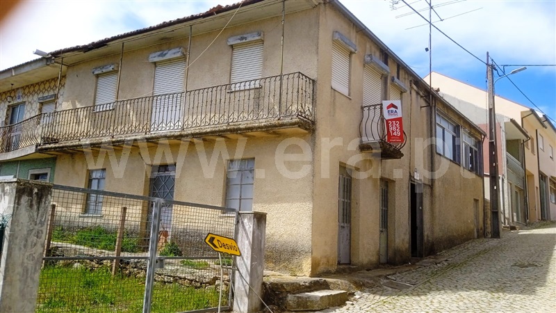 Moradia Geminada  Vila Nova de Paiva, Vila Cova à Coelheira - 1319789 - 2