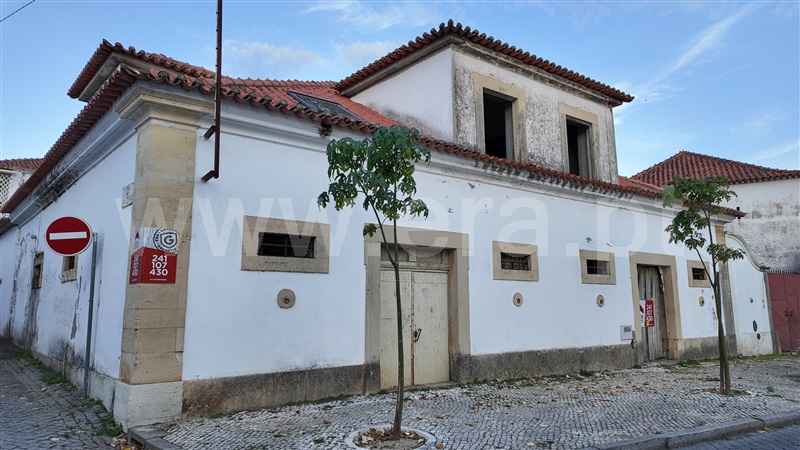 Outro Tipo / Vila Nova da Barquinha, Vila Nova da Barquinha