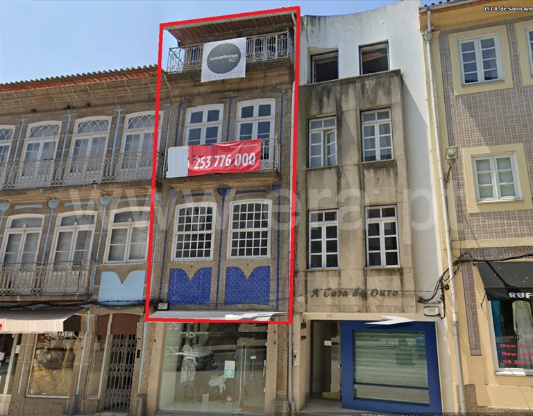 Prédio / Guimarães, Oliveira, São Paio e São Sebastião