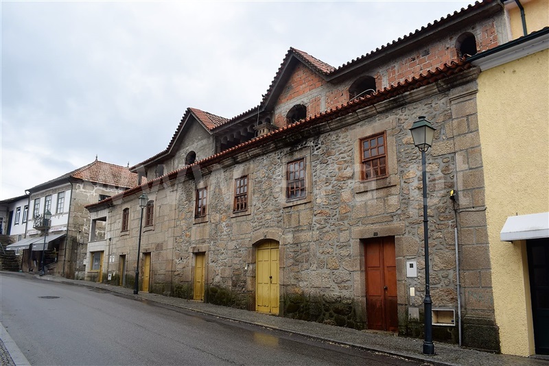 Prédio / Mirandela, Torre de Dona Chama