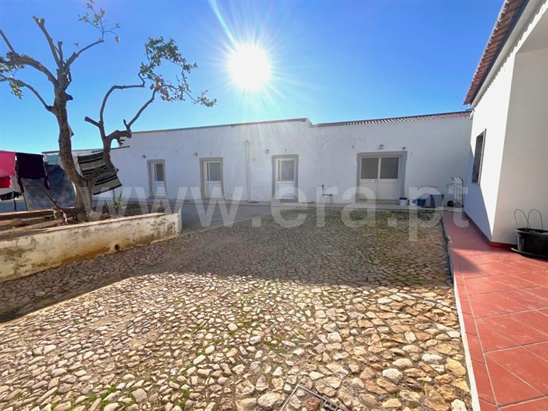 Prédio T11 / Loulé, Almancil Centro