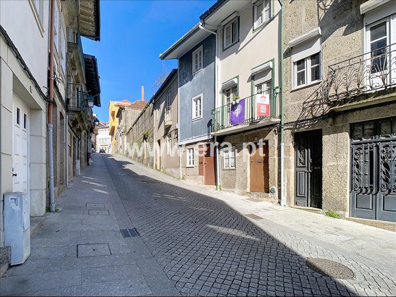 Prédio T3 / Guimarães, Oliveira, São Paio e São Sebastião