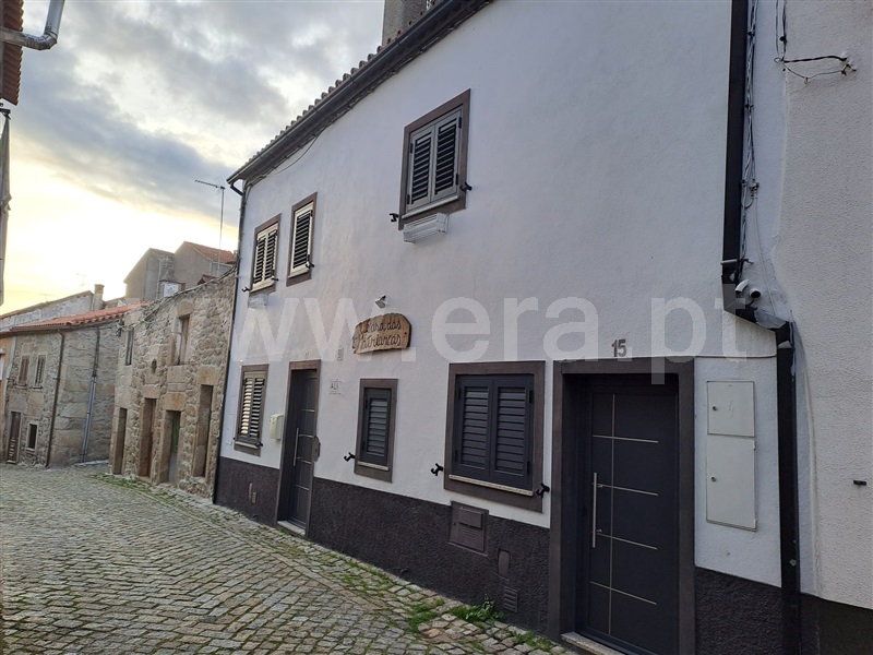 Prédio T4 / Belmonte, Belmonte e Colmeal da Torre